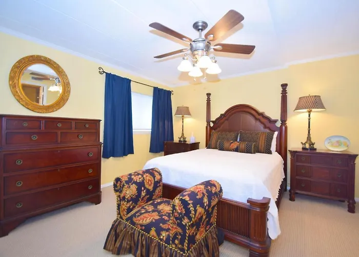 Apartment Harbour Island 304k *